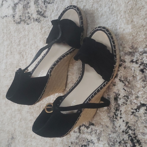 Marc Fisher Shoes - Gently worn Marc Fisher wedge sandals size 8